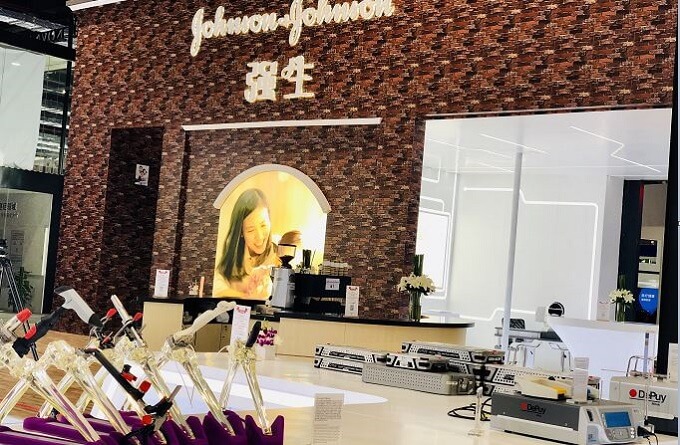 展品变商品 | 凭借这项“进博会同款”,美国强生荣获“全球聪明公司”称号