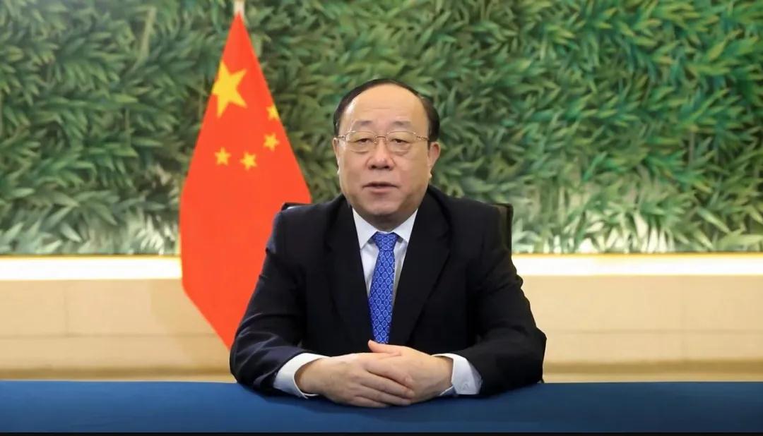 25092403ue5c.jpg 论坛1.jpg