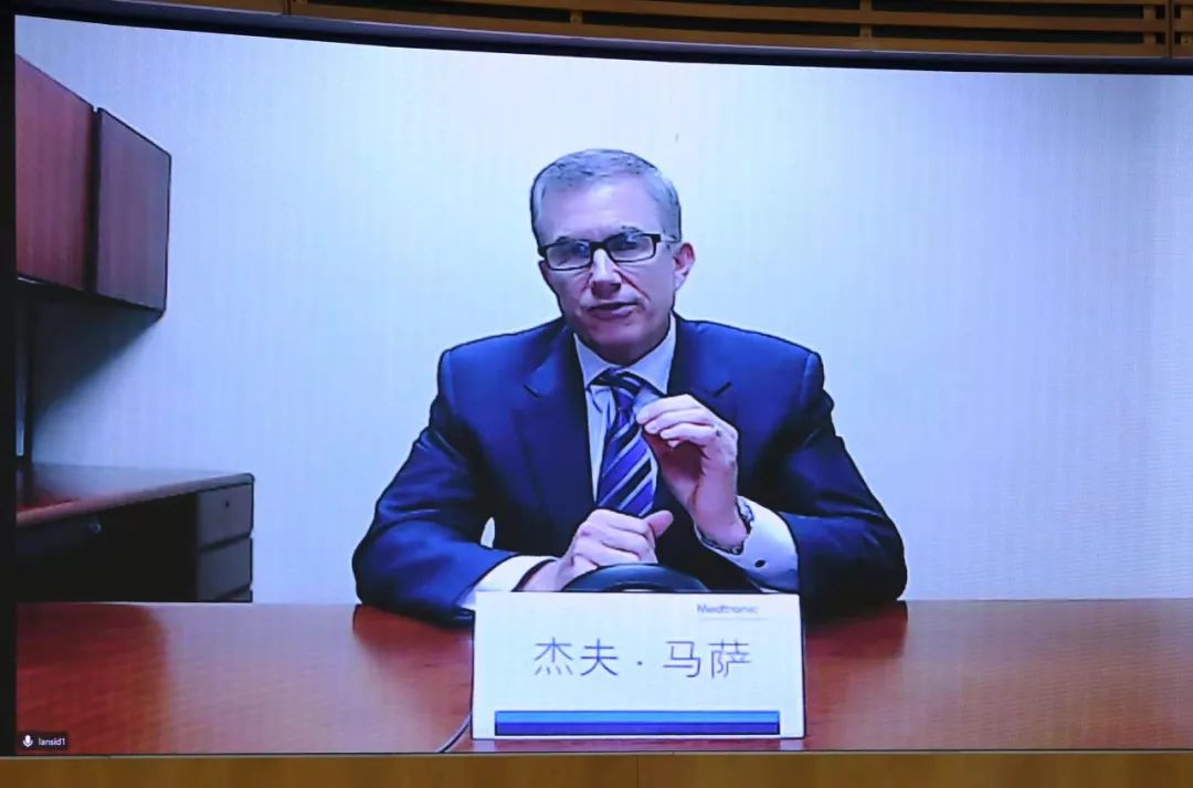 杰夫.jpg