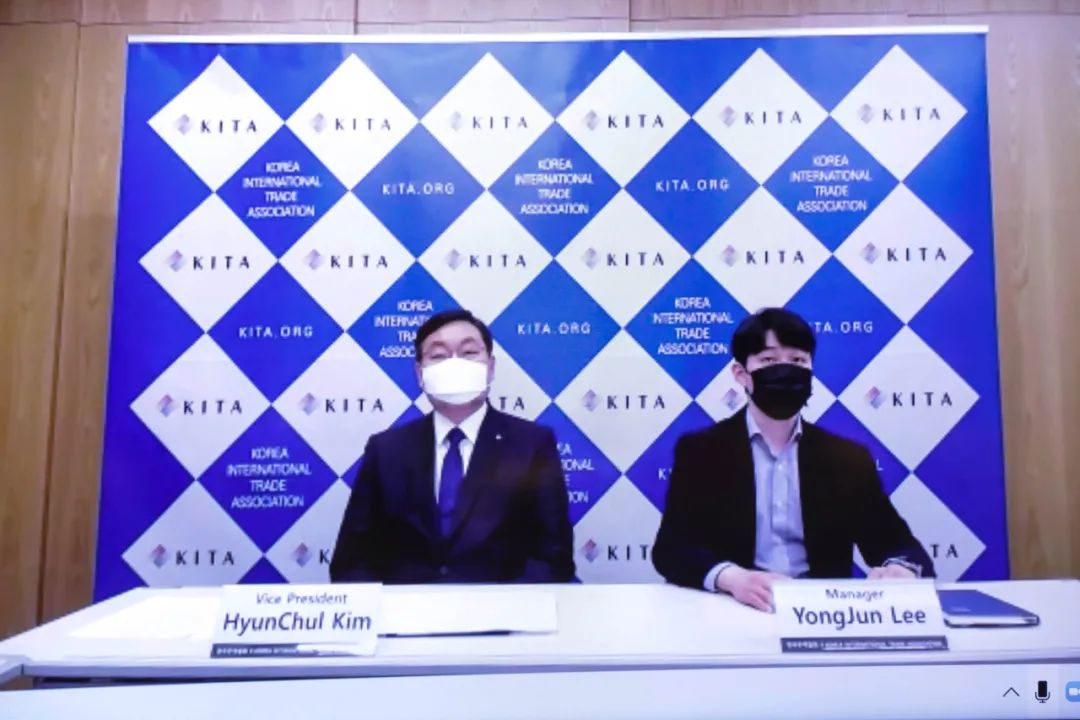 04212302en33.jpg 4.jpg