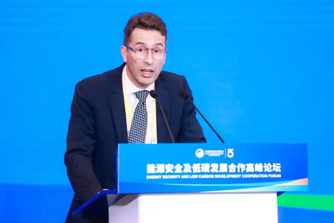 0 (4).jpg