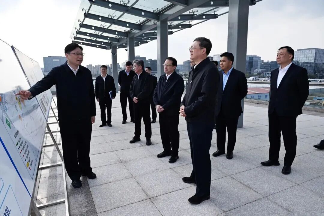 28113416rwqn.jpg 1.jpg