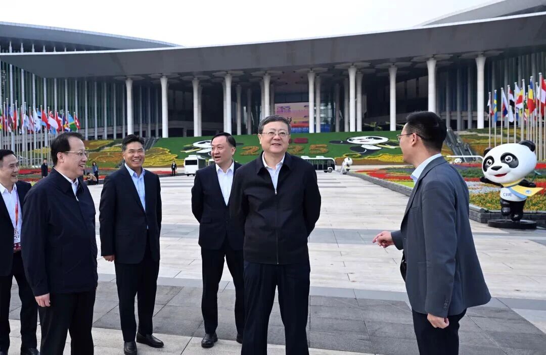 28113433geqi.jpg 2.jpg