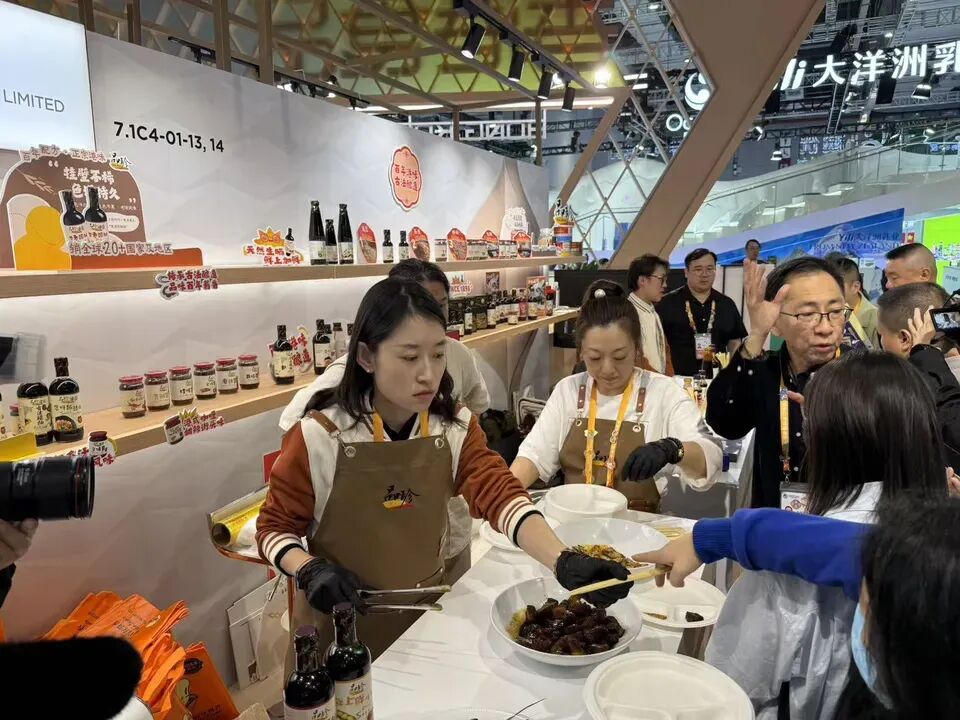 10095734h5xb.jpg 640.jpg