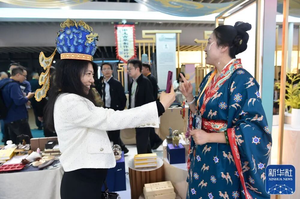 1714185737s1.jpg 11.jpg