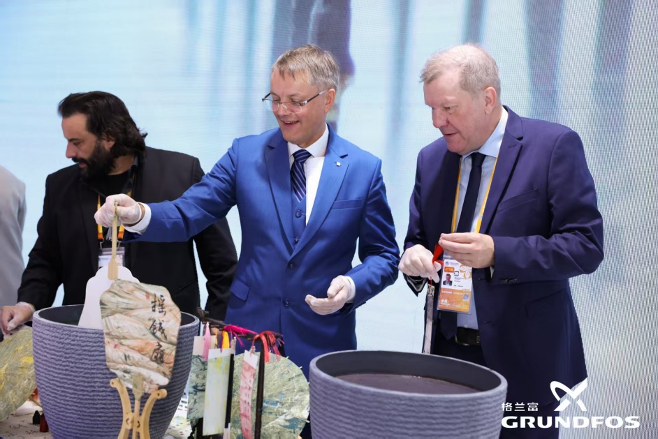 03174236fbvk.png 3.png