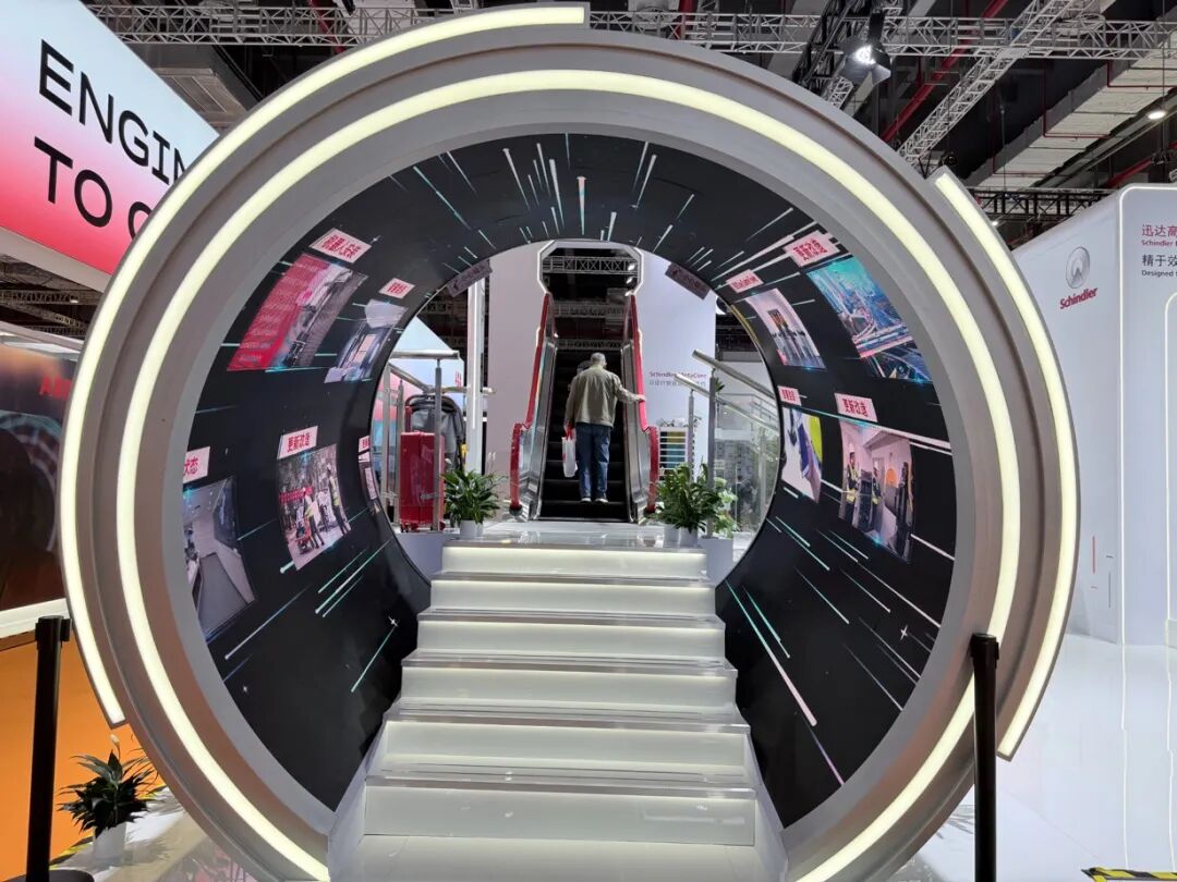 03180921dq4e.jpg 2.jpg