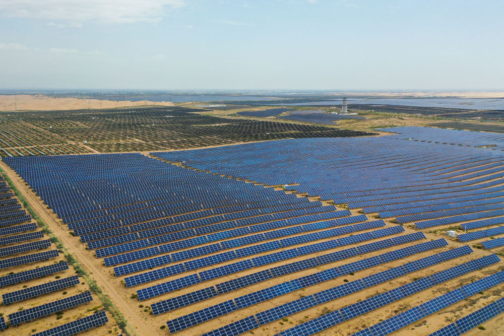 18105340jo64.jpg 7934e3631e8444ca9435c9e2dd2a5f65.jpg