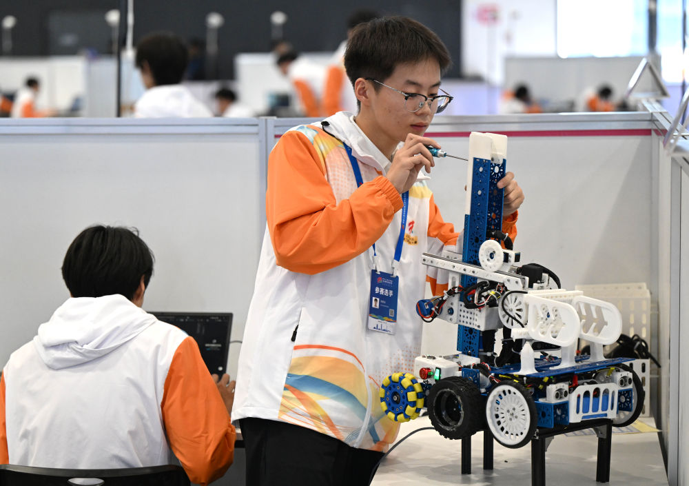 18105716ey5m.jpg 934bc95c431b4b419f90a74f6abaf6e1.jpg