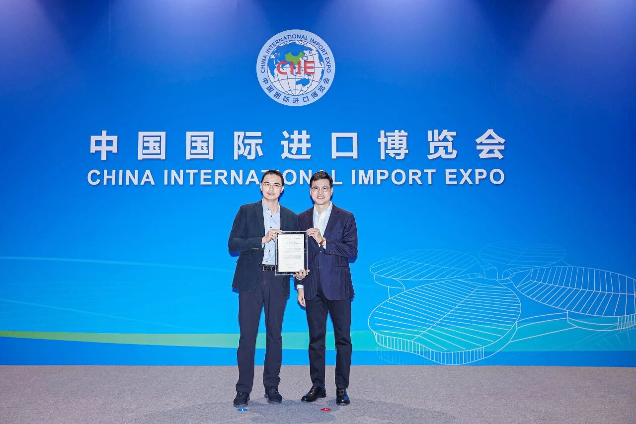 22183900x3as.jpg 2.jpg