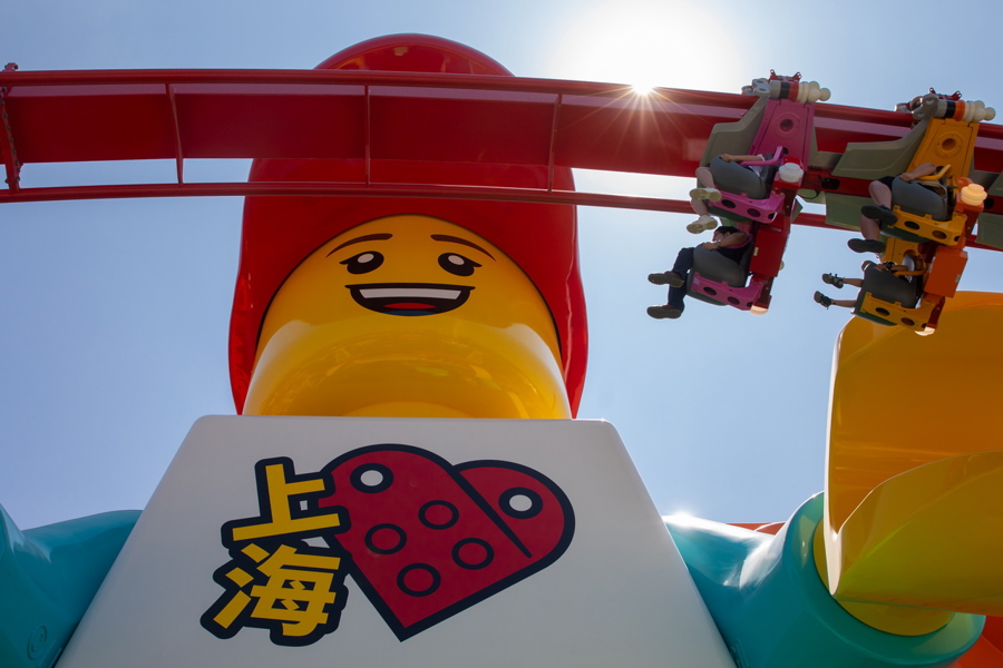 26112222wlu0.jpg l_CB20251222162123630053.jpg