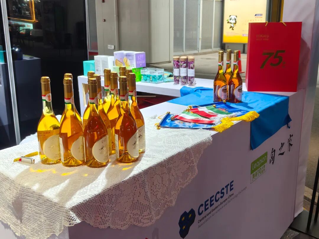 29175530qupk.jpg 1.jpg