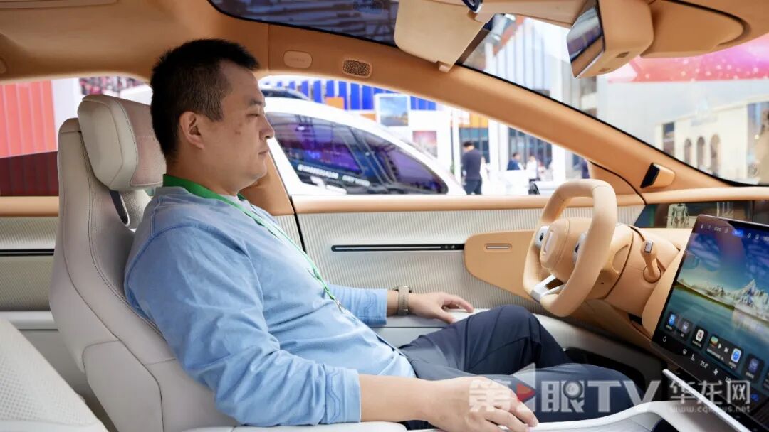 071516582v96.jpg 5.jpg