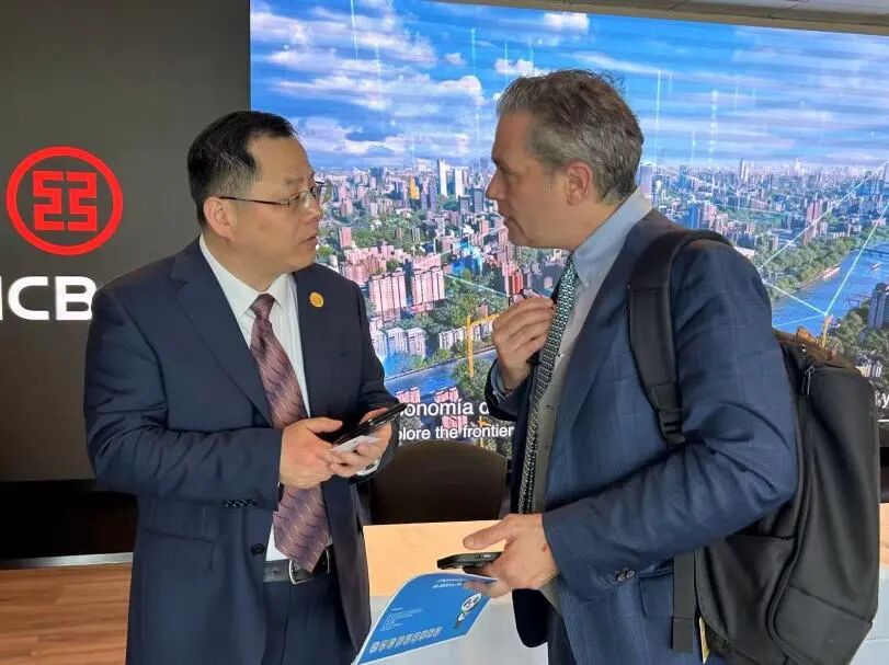 13135025annj.jpg 640 (1).jpg