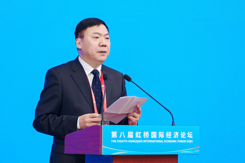 李泽龙.jpg