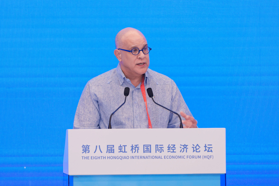 埃斯西庞·奥利维拉-戈麦斯.jpg