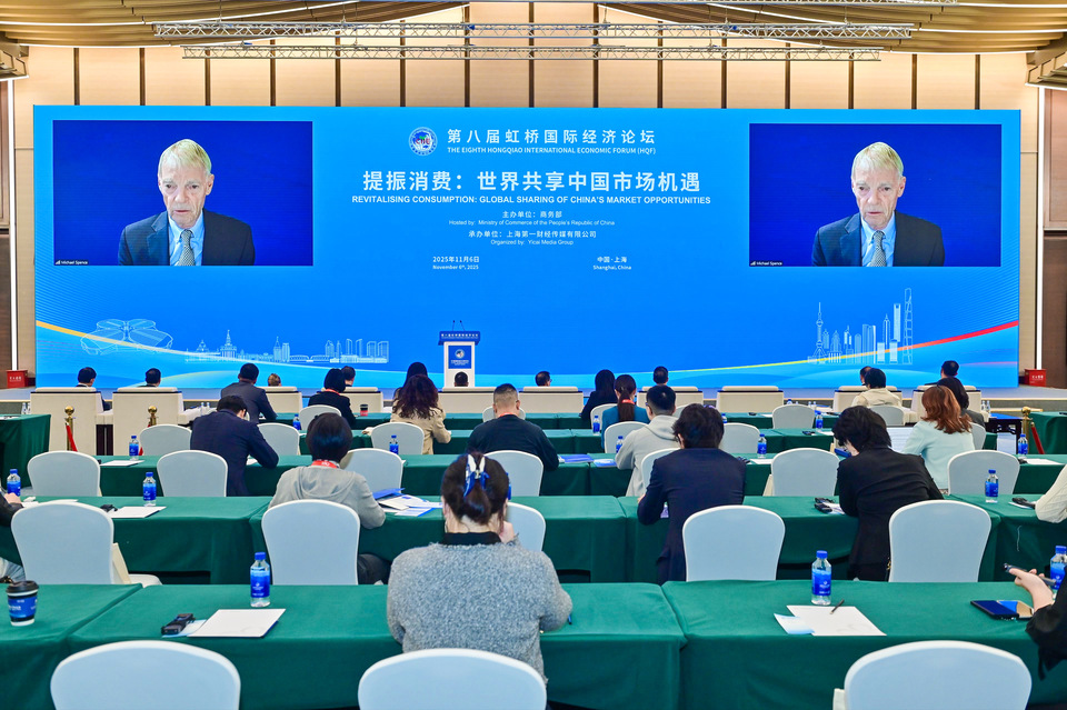 19142449dkrg.jpg 迈克尔・斯宾塞.jpg