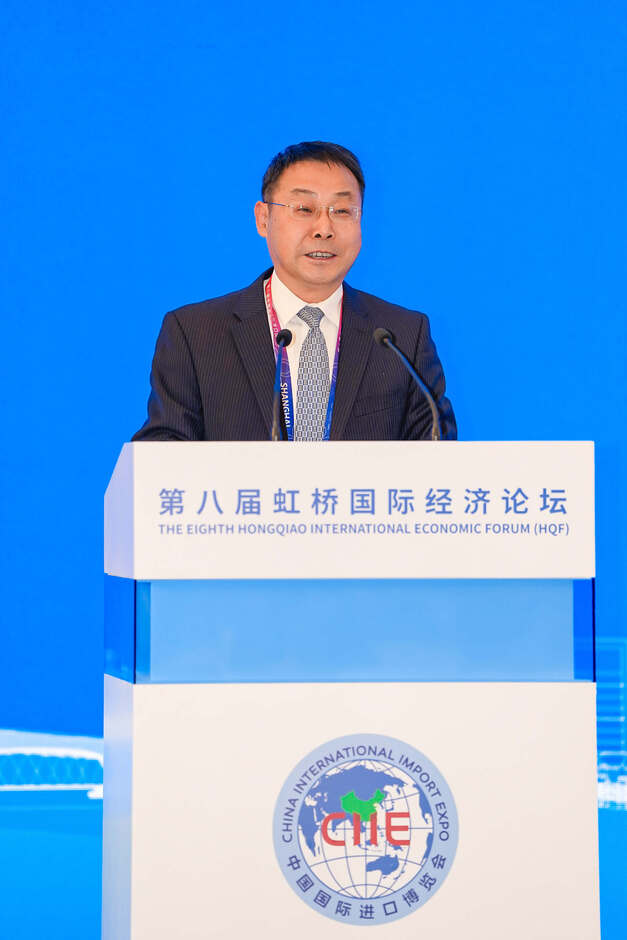 19145510j3oz.jpg 陈英.jpg