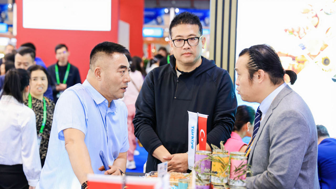 egeli-ihracatcilar-cin-pazarina-hazirlaniyor-lyrv.jpg