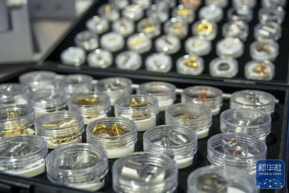 17145643jd4t.jpg 6.jpg