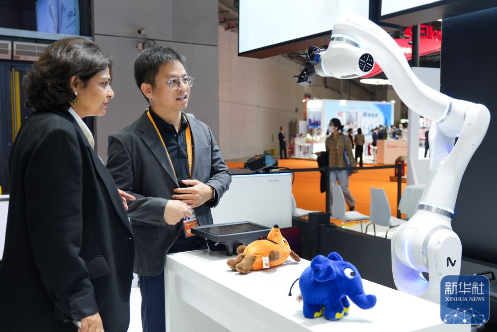 17162222zf8e.jpg 4.jpg