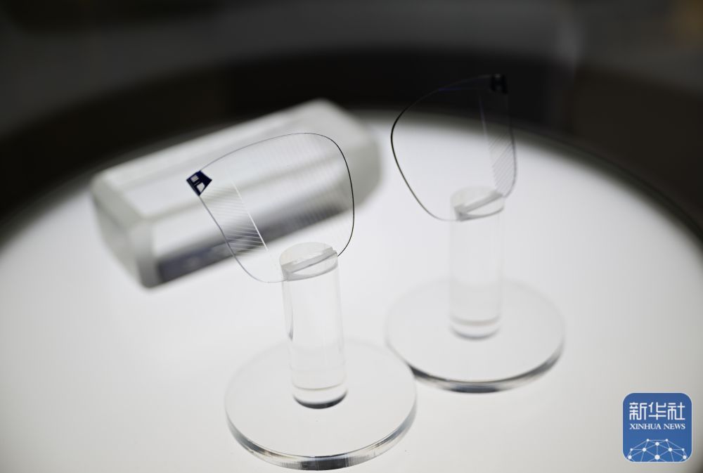 17162416fzlw.jpg 16.jpg