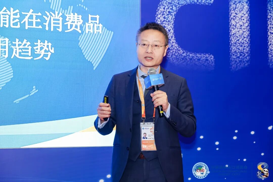 18075109w56j.jpg 640.jpg